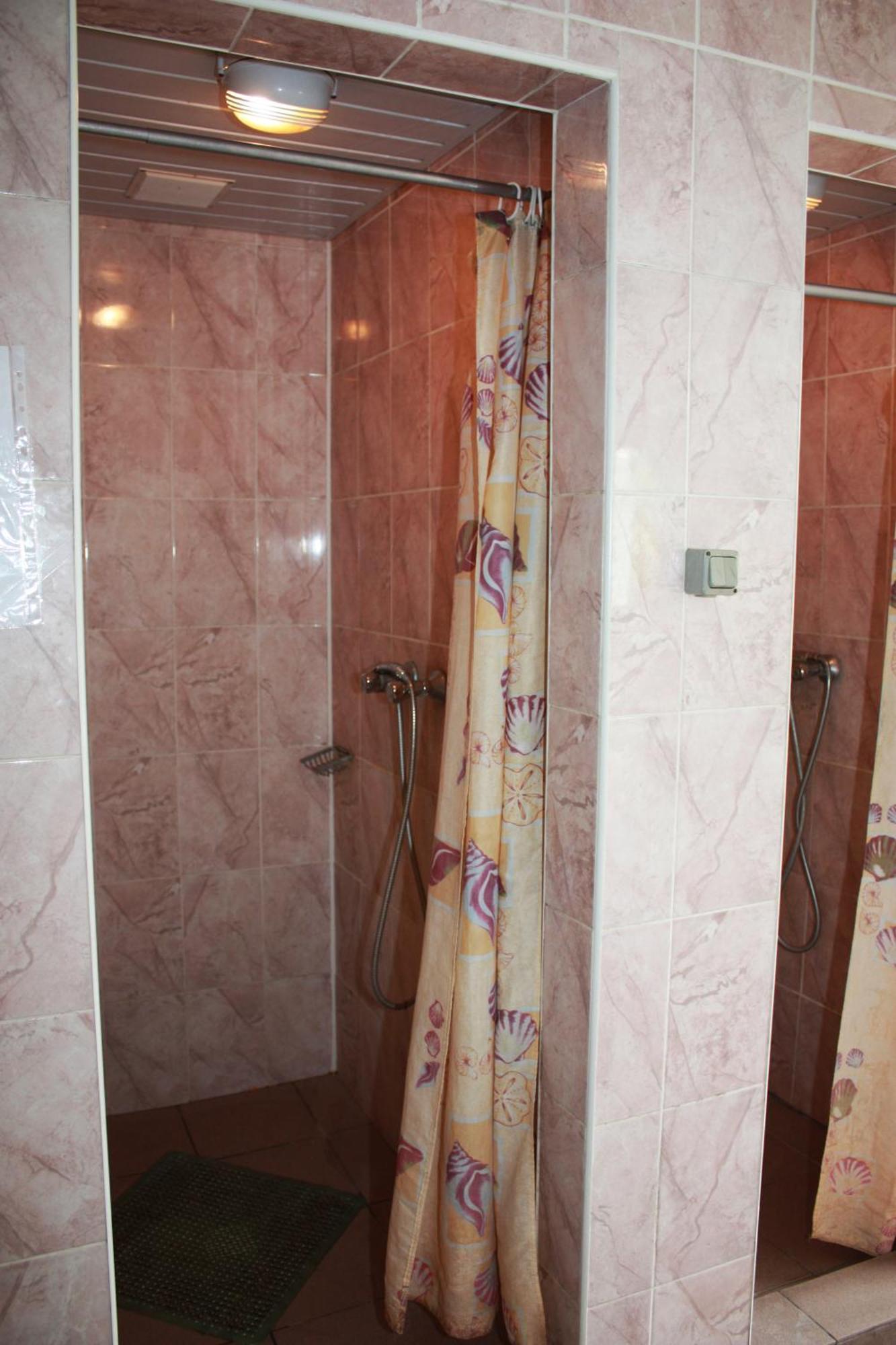 Hostel Vydubychi Kijów Zewnętrze zdjęcie